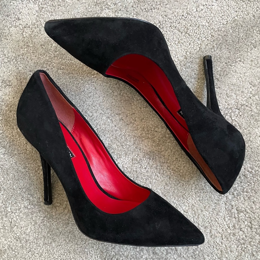 Charles Jourdan Paris Black Suede Pointed Toe High Heel Pumps EUC Size 8.5 - Picture 1 of 9